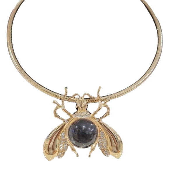 🔹️NATASHA🔹️ Gold and Silver Bee Pendant Statement Necklace - Picture 1 of 6